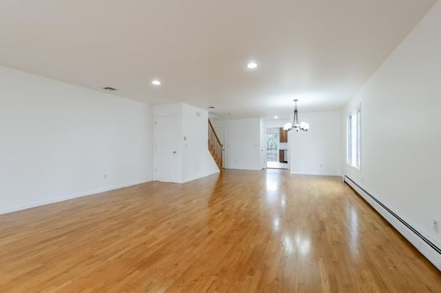 Images Tarek Hassieb, Team Tarek Real Estate Group | Liberty Realty | Hoboken Office