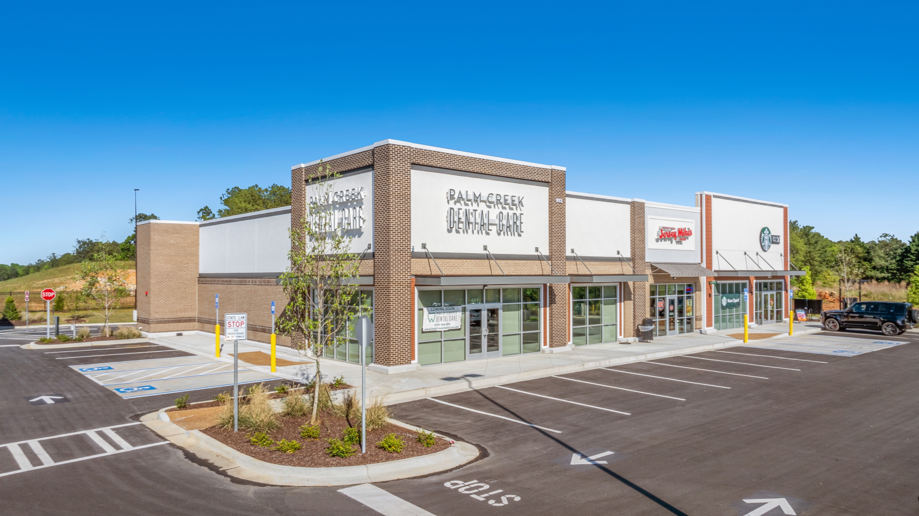 Front of office, Palm Creek Dental Care. Dentist in Dacula, GA. 