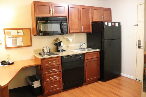 Images Candlewood Suites Cape Girardeau by IHG