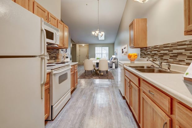 Images Saratoga Crossing Apartments & Townhomes