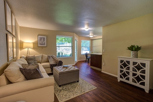 Images Commons at Creekside Apartments