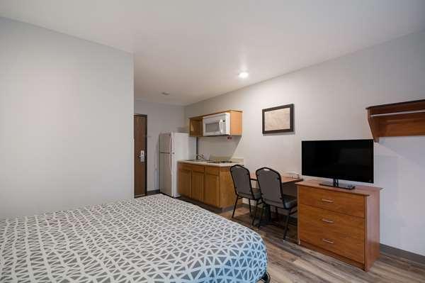 Images WoodSpring Suites Augusta Riverwatch