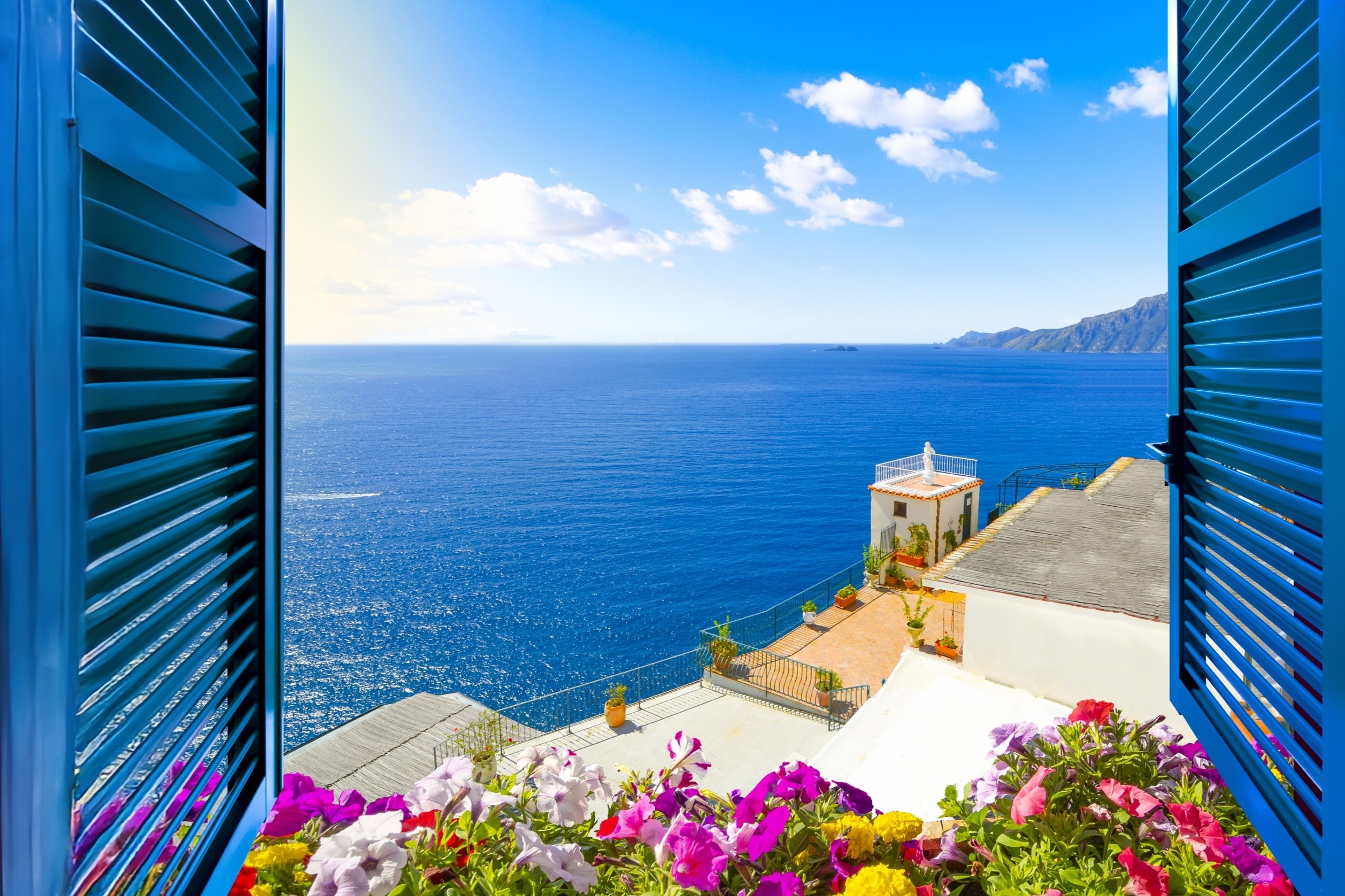View of the Amalfi Coast near Sorrento, Italy