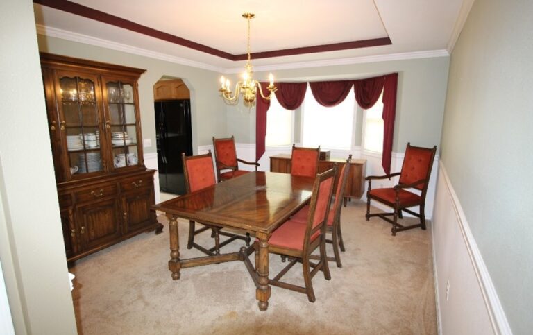 Images Spectrum Real Estate Services - Senior Solutions