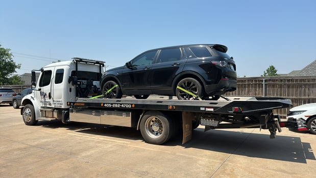 Images Eagle Towing & Recovery