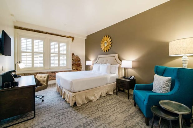 Images Hotel Florence, Tapestry Collection by Hilton