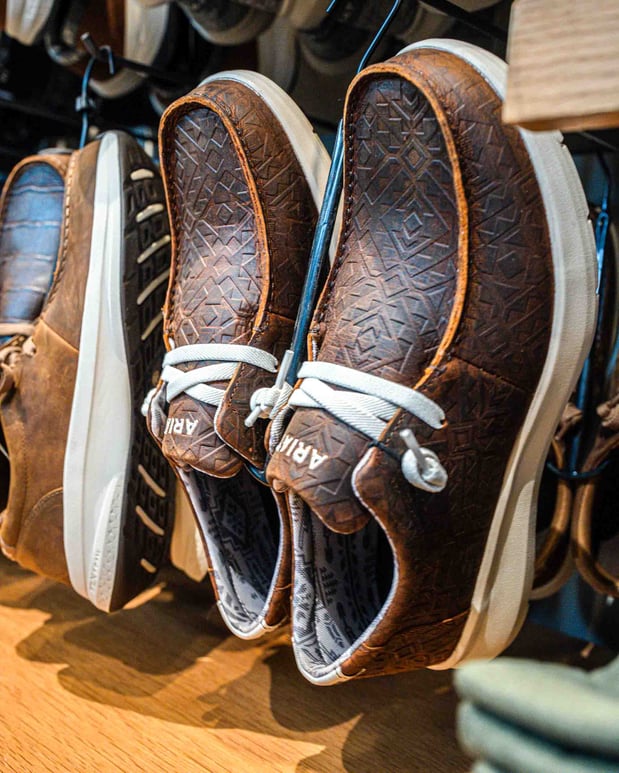 Images Ariat Brand Shop