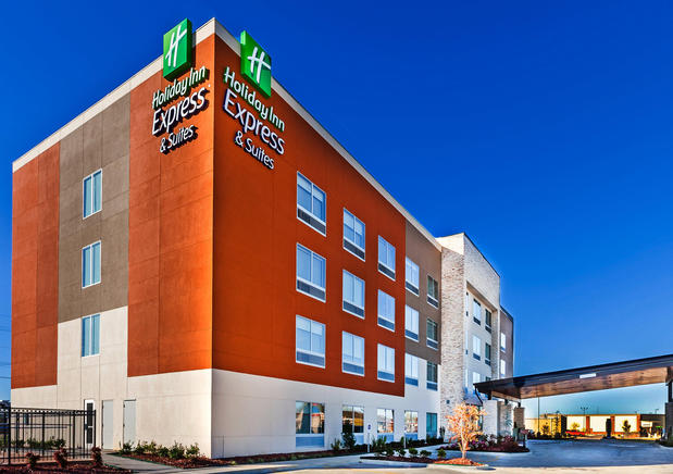 Images Holiday Inn Express & Suites Tulsa West - Sand Springs, an IHG Hotel