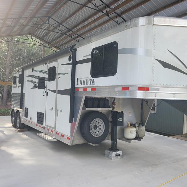 Images D-RV Mobile Repair