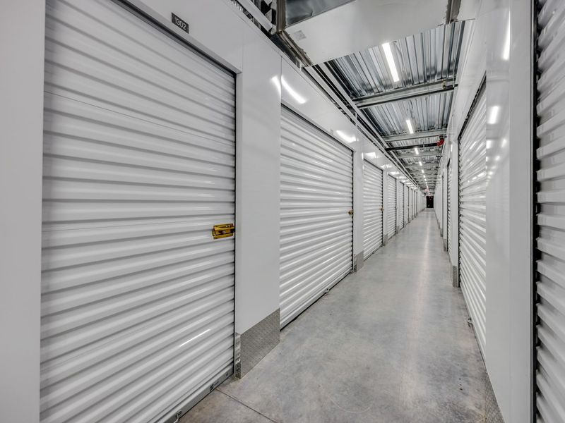 Images Extra Space Storage