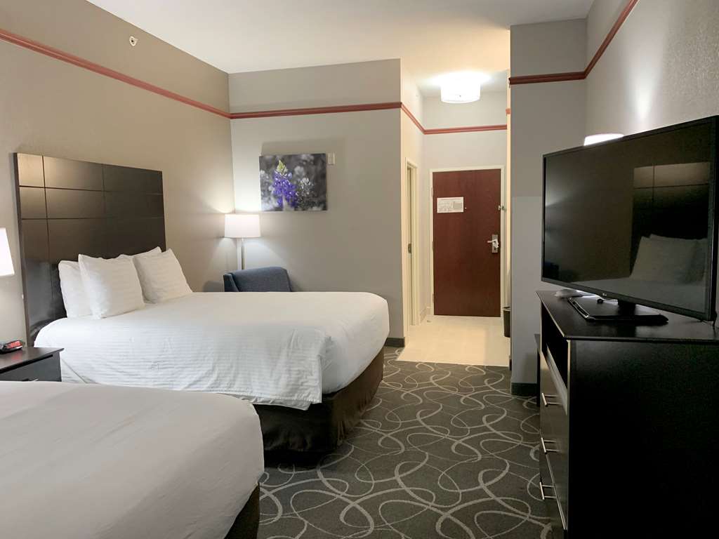 Two Queens Guest Room