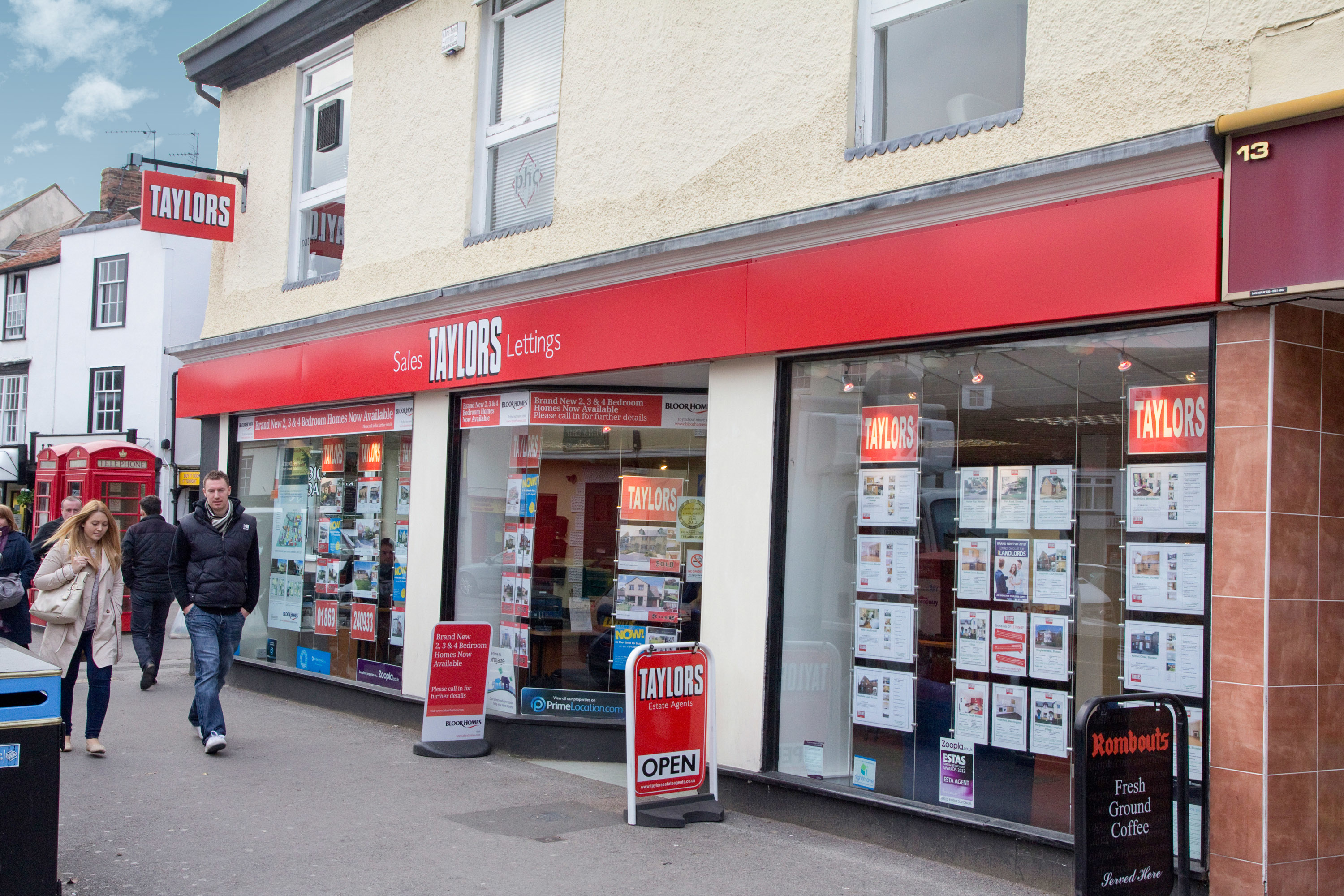Taylors Sales and Letting Agents Bicester Bicester 01869 640061