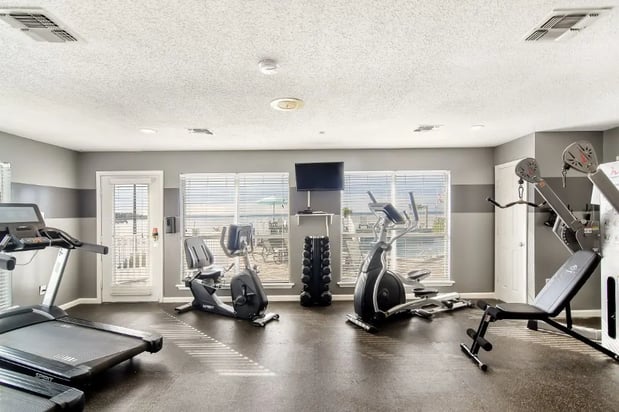 Images Lakeshore Pointe Resort Apartment Homes