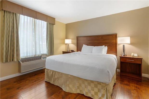 Images Best Western Plus John Jay Inn & Suites