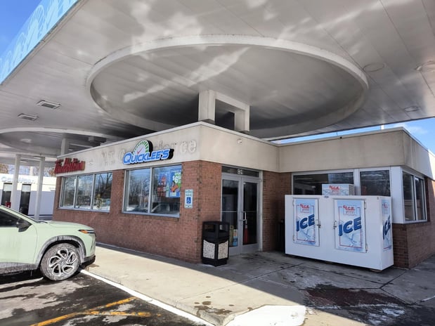 Images Quicklee's North Tonawanda
