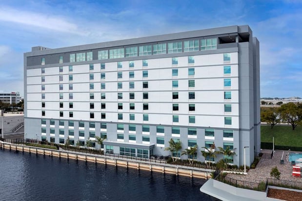 Images Home2 Suites by Hilton Miami Airport South Blue Lagoon