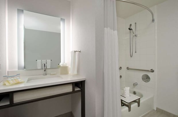 Images Hilton Garden Inn Columbus-University Area