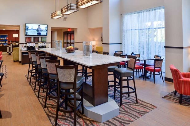 Images Hampton Inn & Suites California University-Pittsburgh