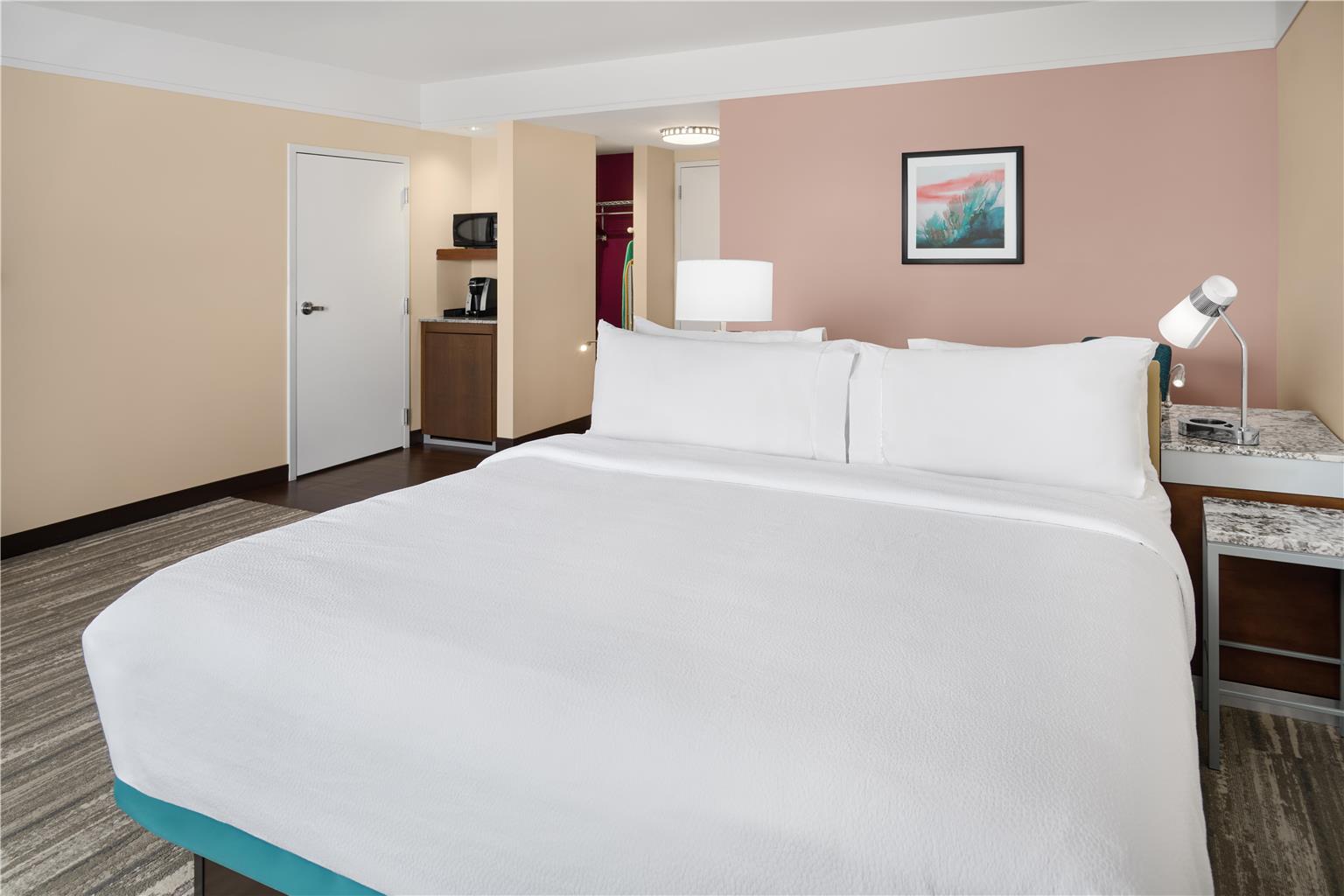 Guest room