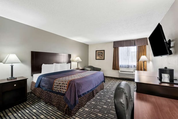 Images SureStay Plus by Best Western Lubbock Medical Center