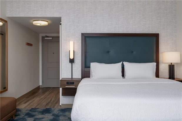 Images Hampton Inn Turlock