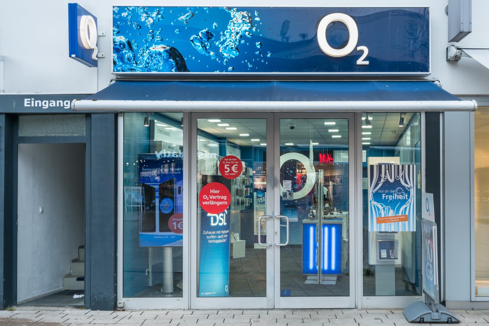 o2 Shop, Dingstätte 4 in Pinneberg