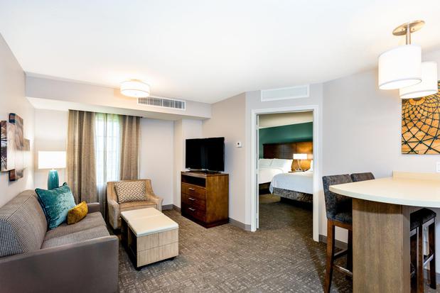 Images Staybridge Suites Fort Lauderdale Airport - West by IHG