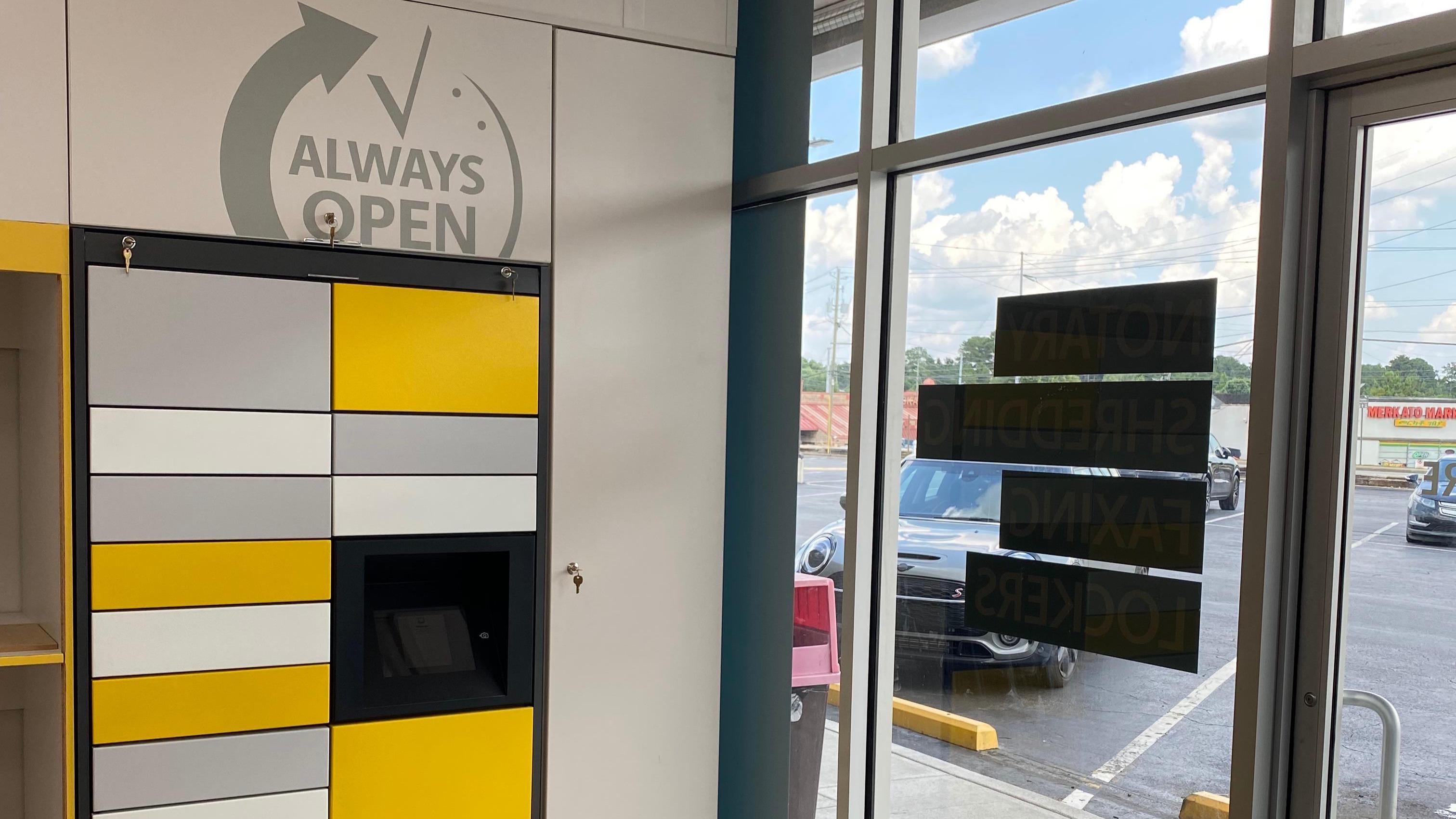 Locker bank at The UPS Store in Brookhaven, GA