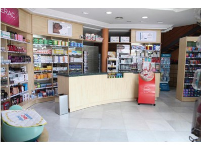 Images Farmacia La Arboleda - Tomares
