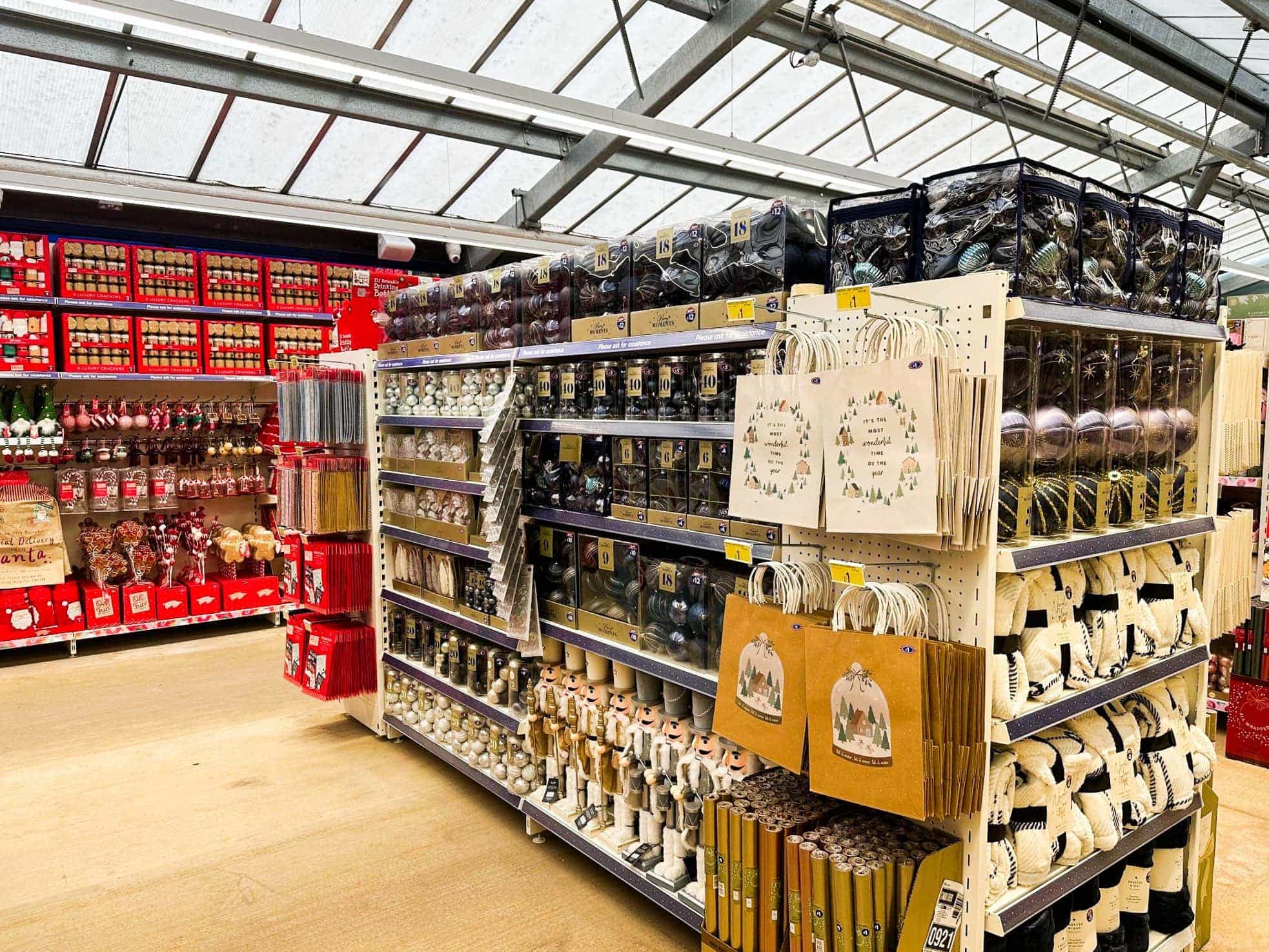 Images B&M Home Store with Garden Centre