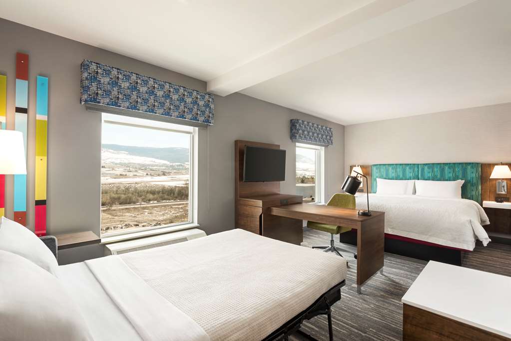 Images Hampton Inn & Suites by Hilton Kelowna Airport