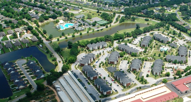 Images McGlamry Properties