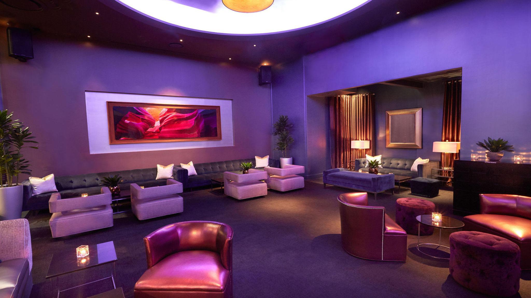 48 Lounge New York (212)554-4848