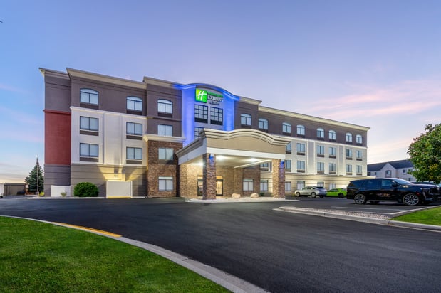 Images Holiday Inn Express & Suites Cheyenne by IHG