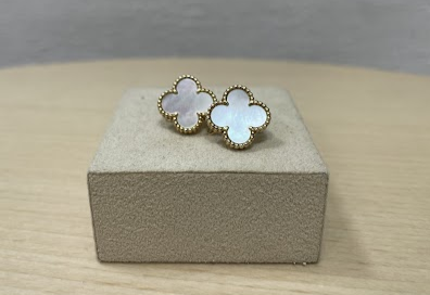 Images KOMEHYO（コメ兵）買取センターMARK IS 福岡ももち