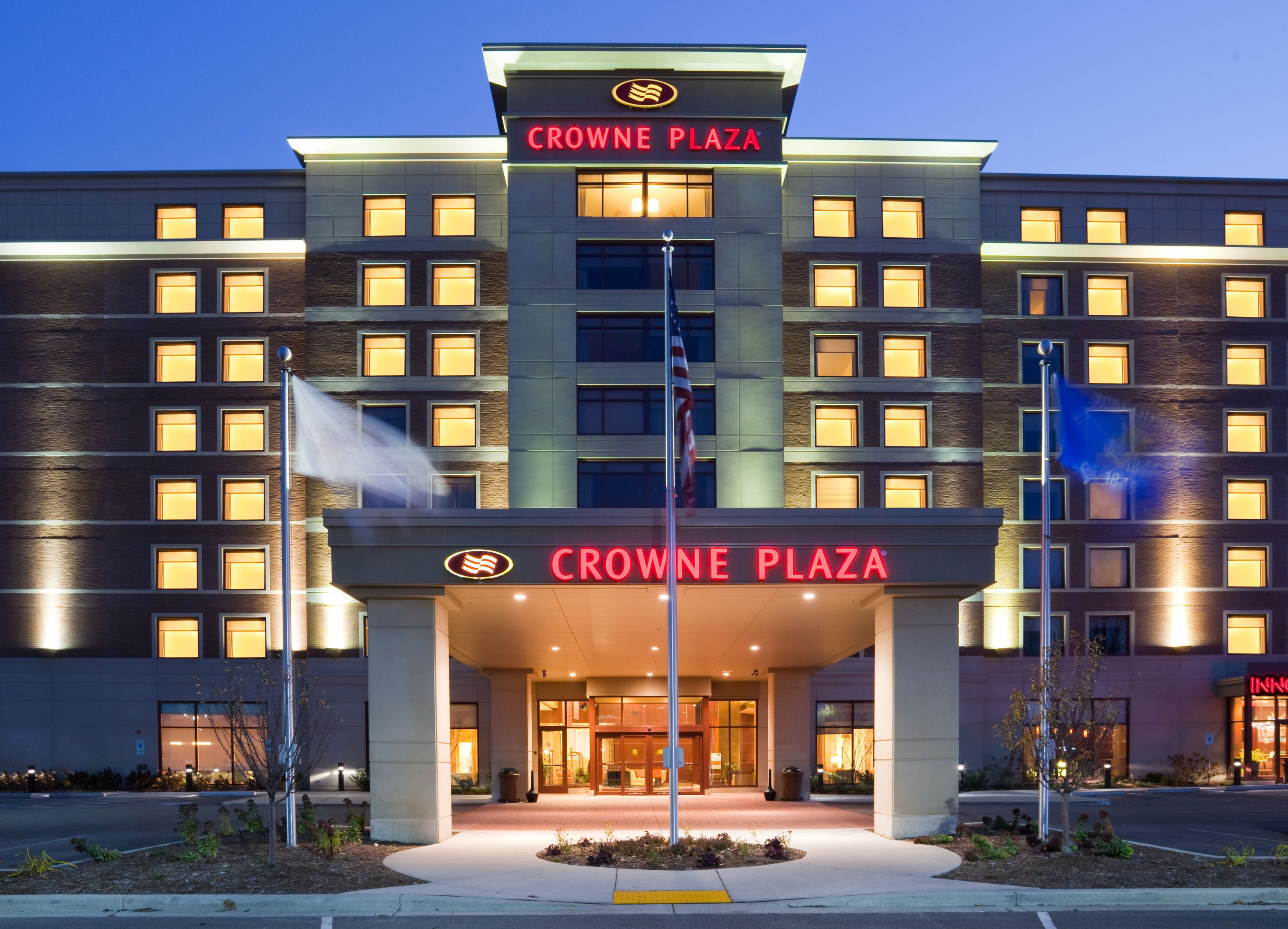 Crown Plaza Hotel - Homecare24