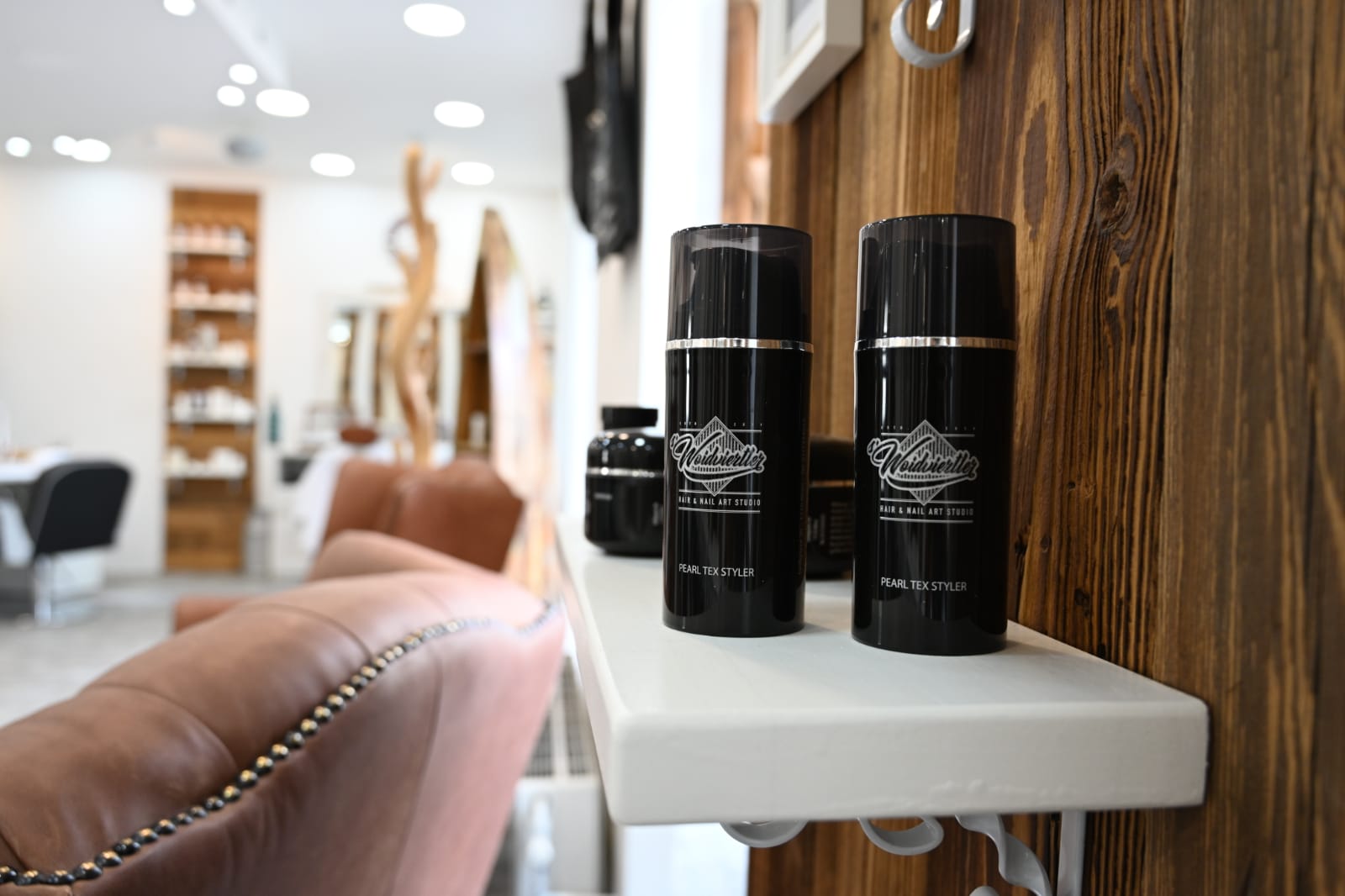 S`Woidviertler Hair & Nail Art Studio, Grillgasse 20 in Wien