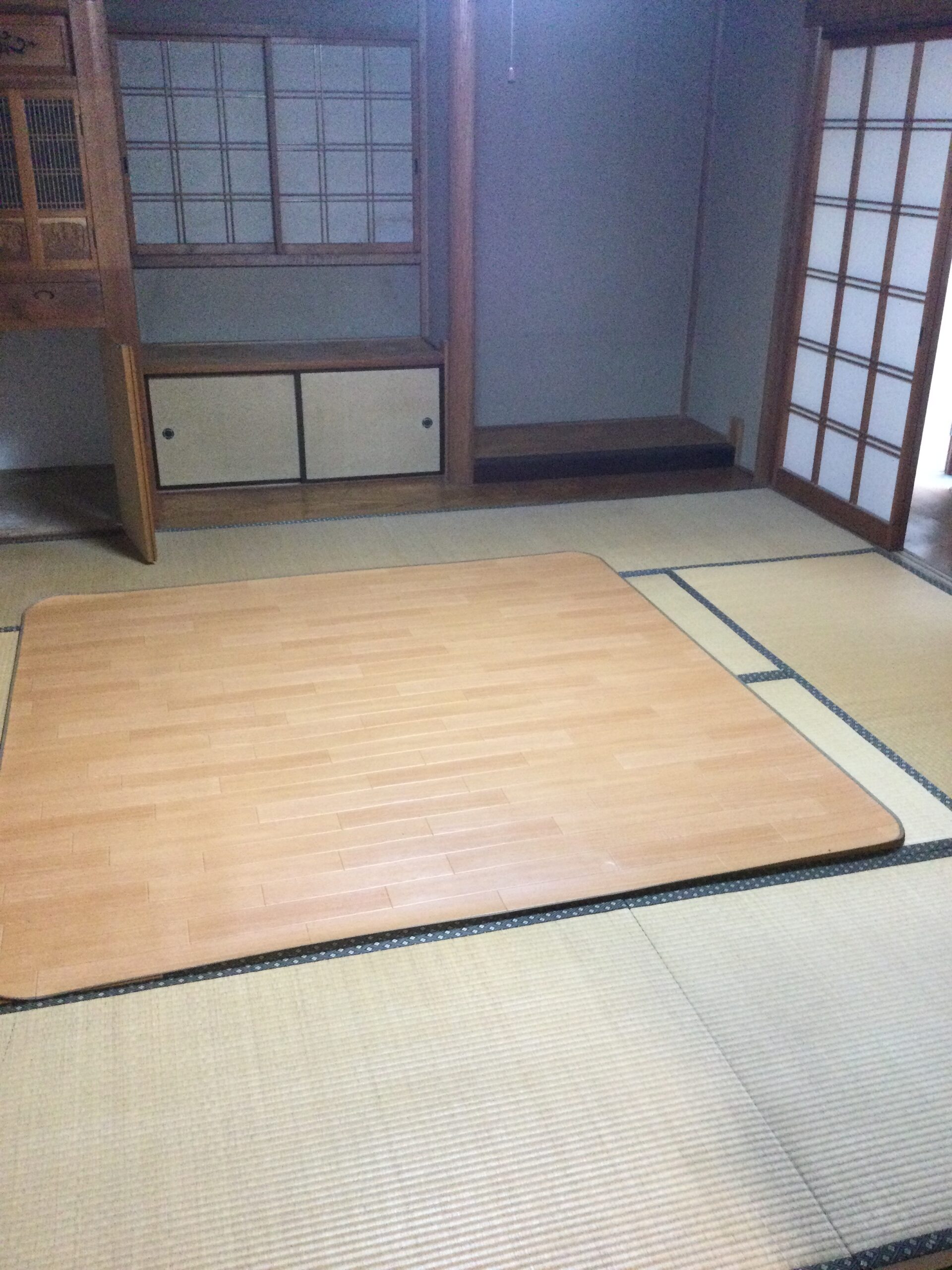 Images 岡田屋