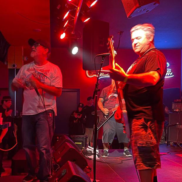 Images Vinnie's Bar & Grill