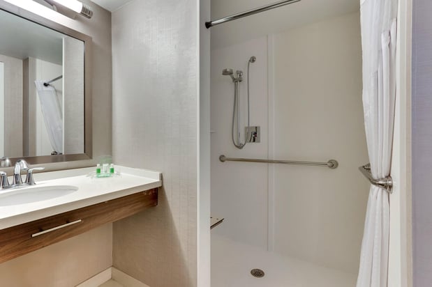 Images Holiday Inn Franklin - Cool Springs by IHG