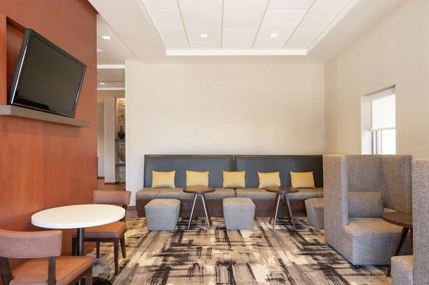 Images Hampton Inn Portland Downtown - Waterfront