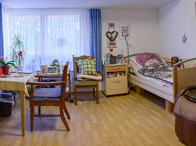 Bild 2 WH Care Stelle GmbH Lebens- und Gesundheitszentrum Hainfelder Hof Pflegezentrum in Stelle