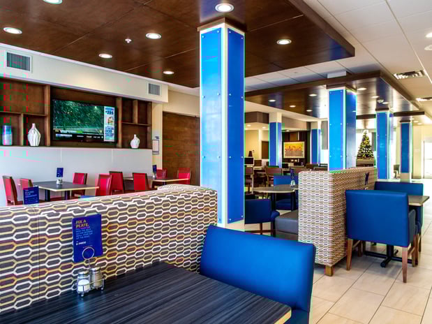 Images Holiday Inn Express & Suites Oklahoma City Airport by IHG