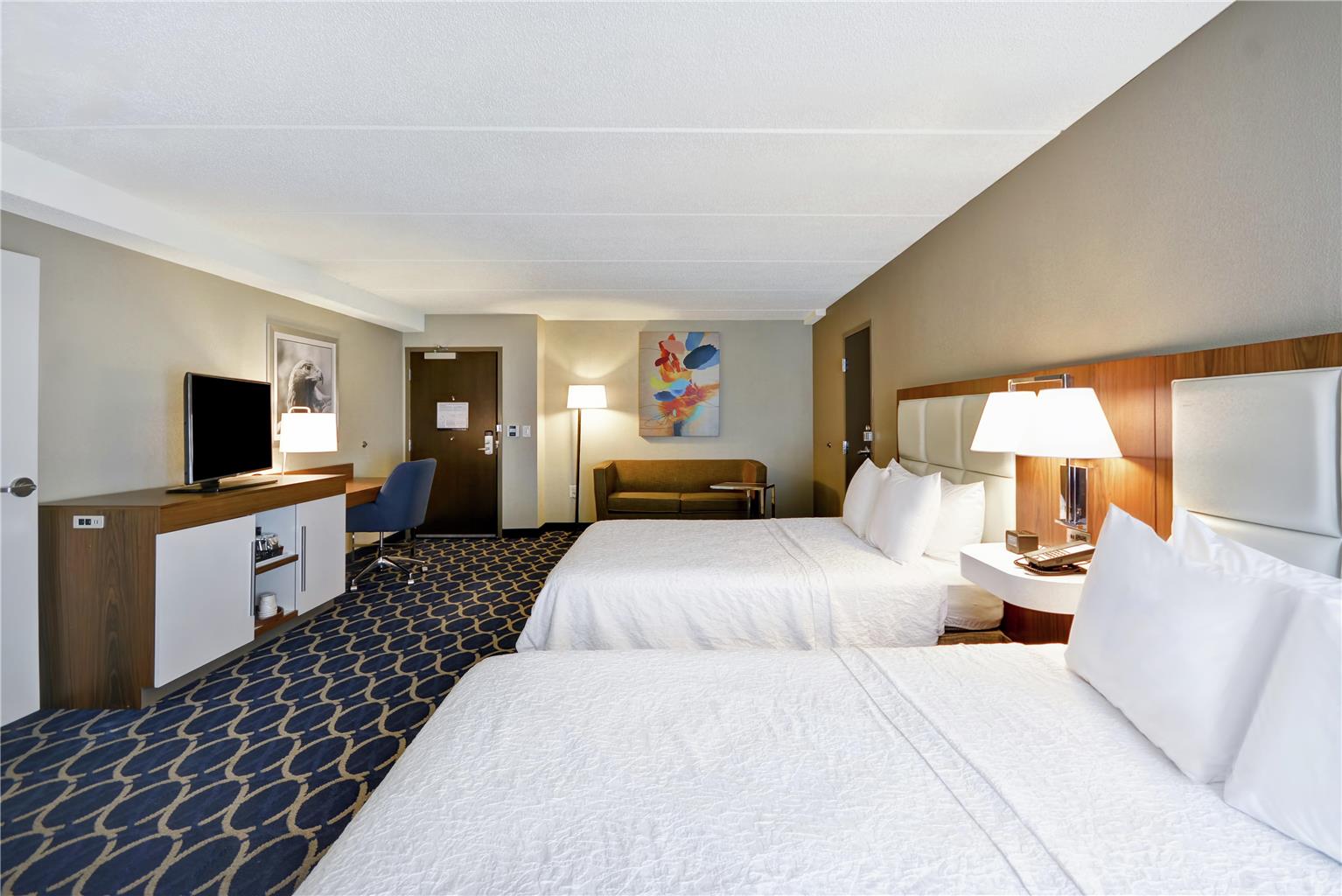 Guest room