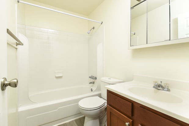 Images Middle River Townhomes