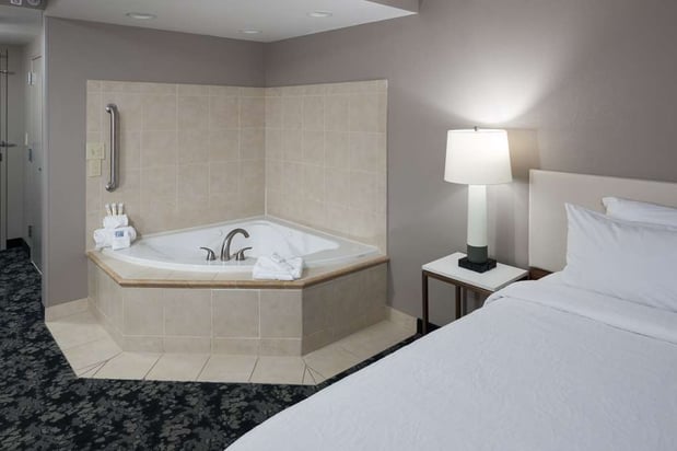 Images Hilton Garden Inn Nashville Vanderbilt