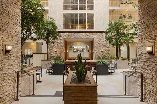 Images Embassy Suites by Hilton Dallas Market Center