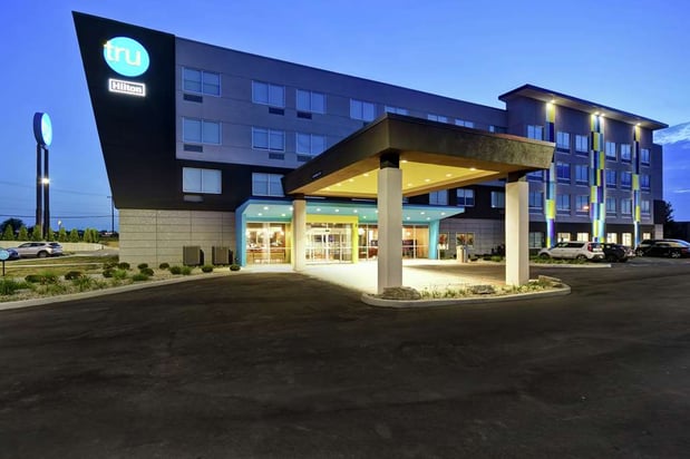 Images Tru by Hilton Fort Wayne