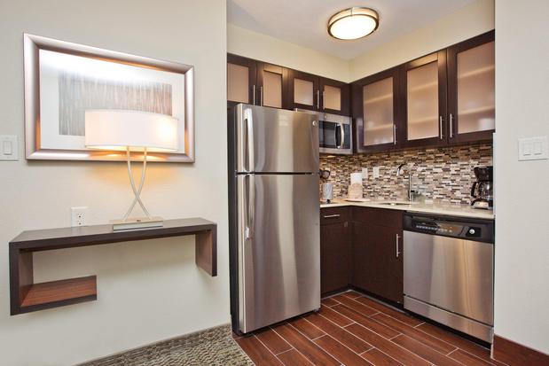 Images Staybridge Suites Austin South Interstate Hwy 35 by IHG