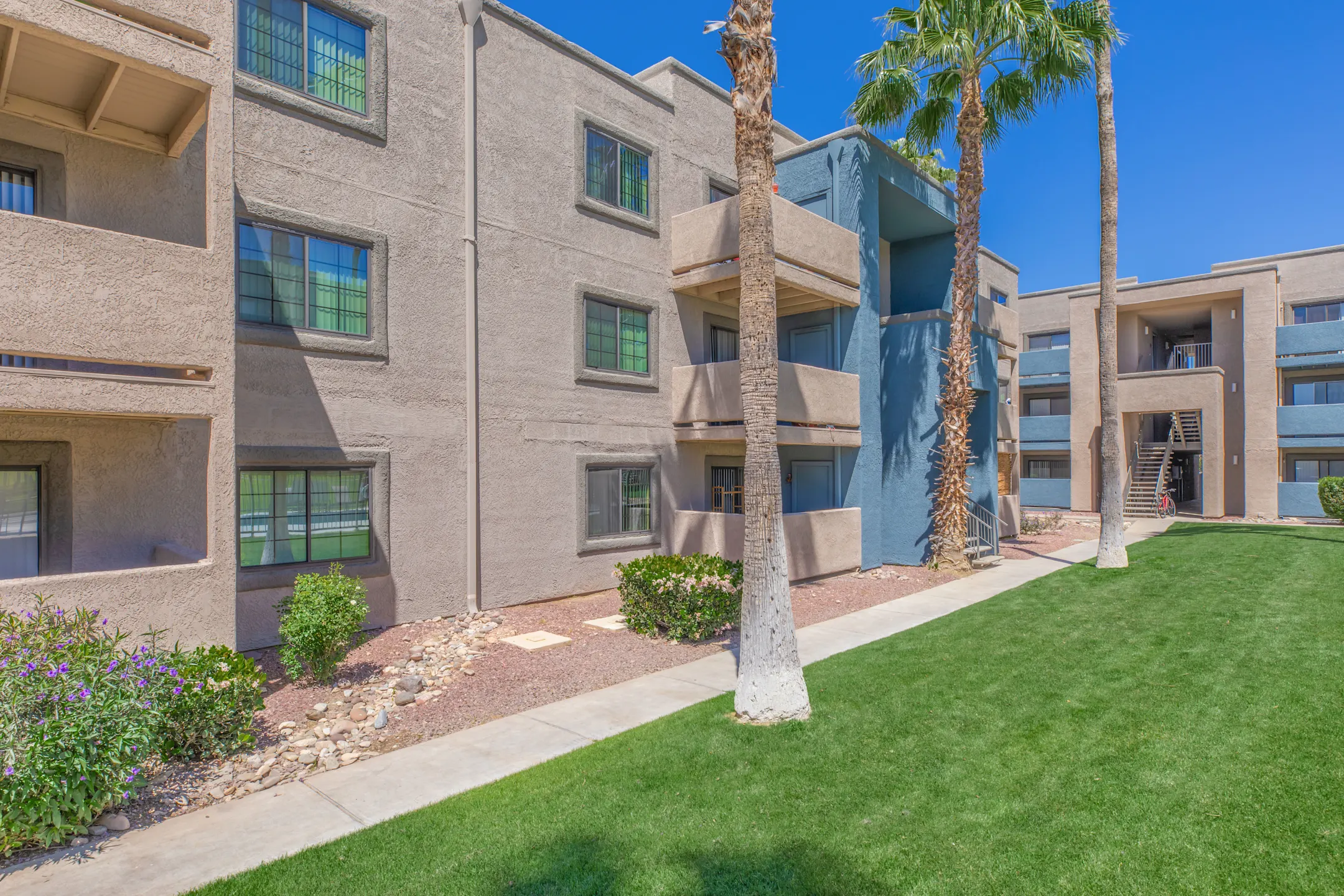Peak at Oro Valley Image